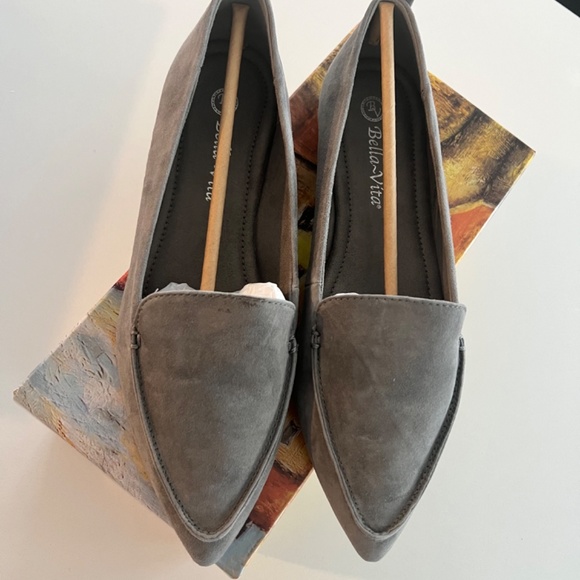 Alessi Pointed Toe Loafer - Picture 6 of 6